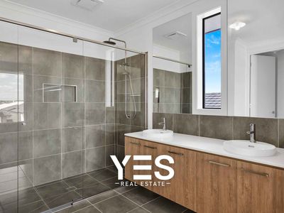 26 Fremont Street, Clyde