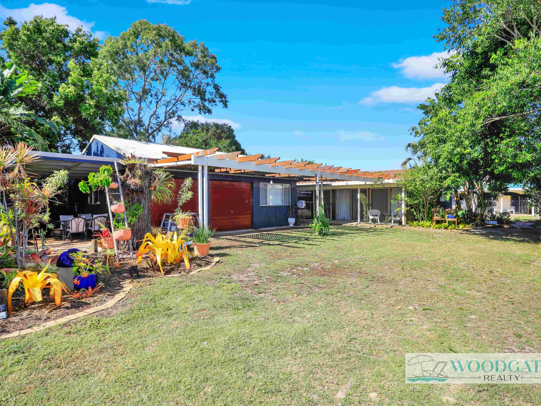 104 Esplanade, Woodgate
