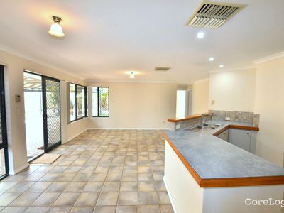 9 Friendly Way, Marangaroo
