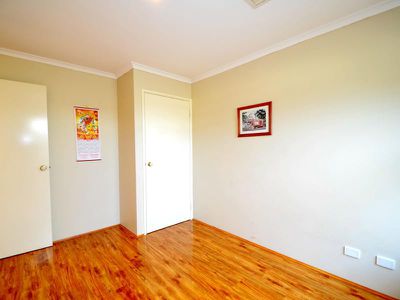 74 East Road, Pearsall