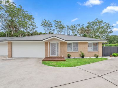 2 / 142 South Street, Tuncurry