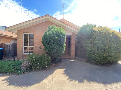 4 / 233 Princes Highway, Werribee