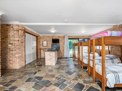 22 Rangal Road, Ocean Shores