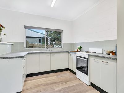 16 Balmoral Close, Mount Sheridan