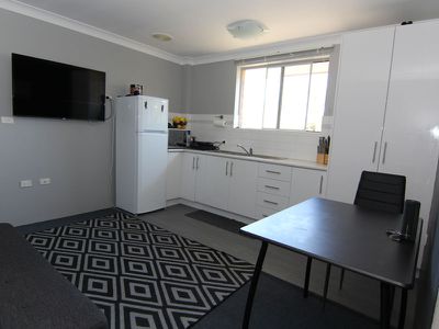 5 / 25 West Street, Forster