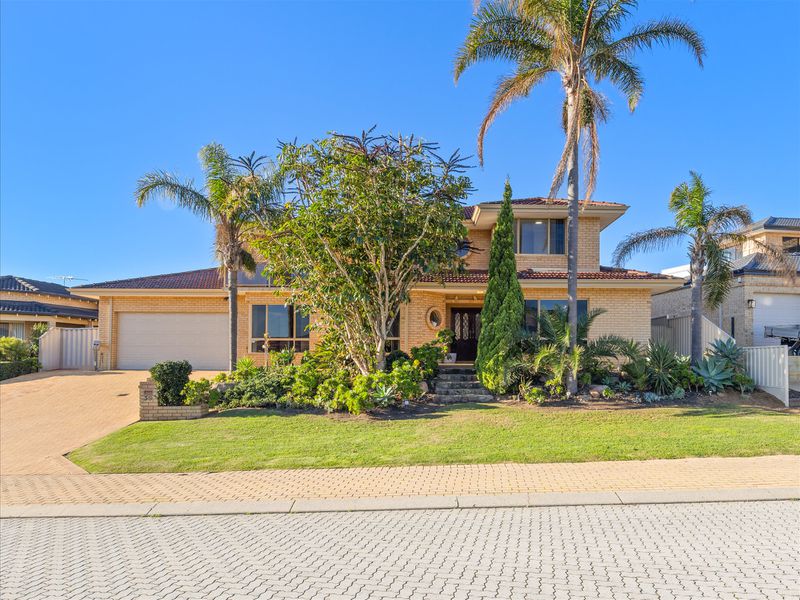 39 Castellon Crescent, Coogee