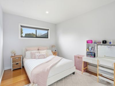10 Midway Street, Midway Point