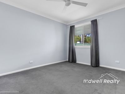 4 DEANE STREET, St Georges Basin