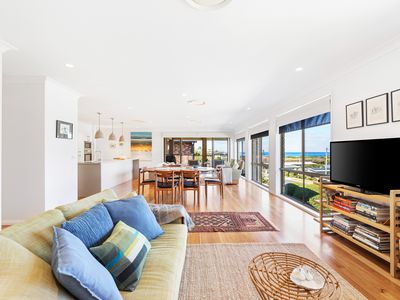 88 Cresswick Parade, Dalmeny