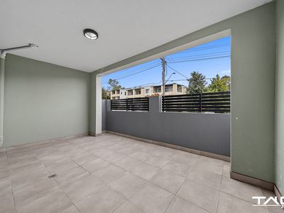 2 / 30-32 Lydbrook Street, Westmead