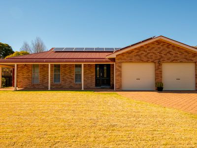 6 Wise Close, Dubbo