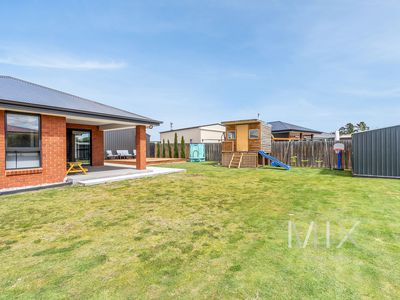 64 Menin Drive, Brighton