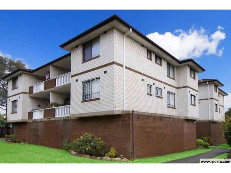 7 / 5-9 London Street, Campsie