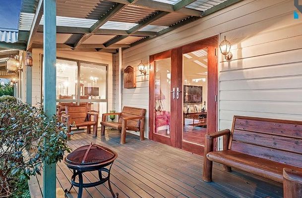 14 The Dress Circle, Oaklands Junction