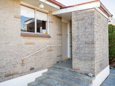 1 / 14 Chaucer Street, Milton