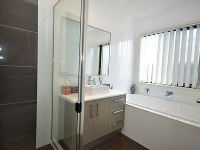75 Samarai Drive, Nikenbah
