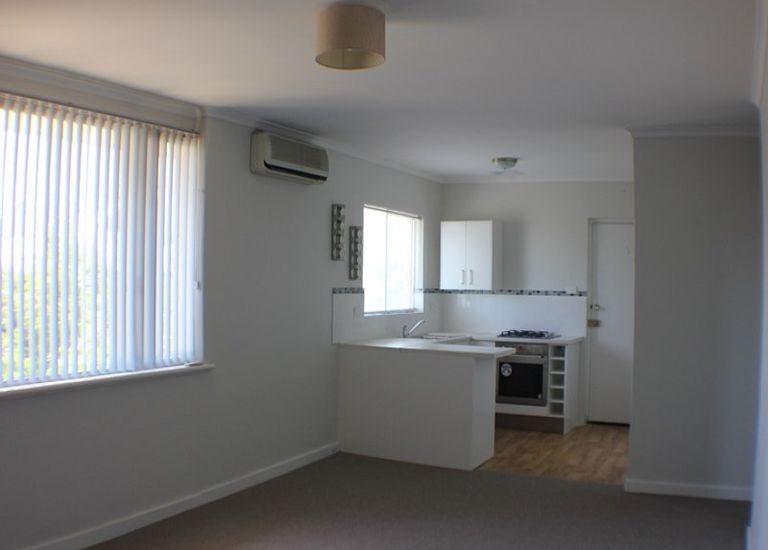 6 / 15 Wheatland Street, Seacliff