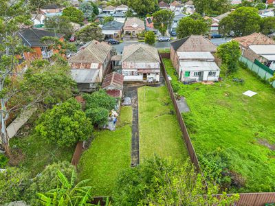 33 Dennis Street, Lakemba