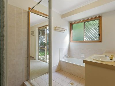 14 Gosford Court, Rochedale South