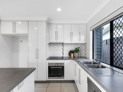 7 / 65 Pioneer Street, Glenella