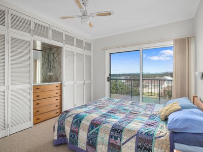 18 The Lookout, Manyana