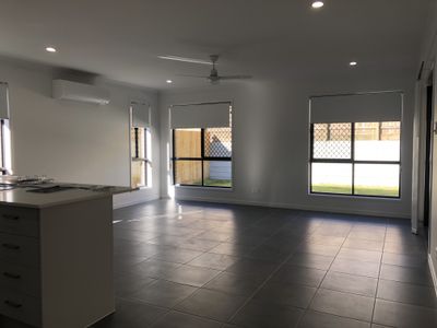 24 Eiger Street , Holmview
