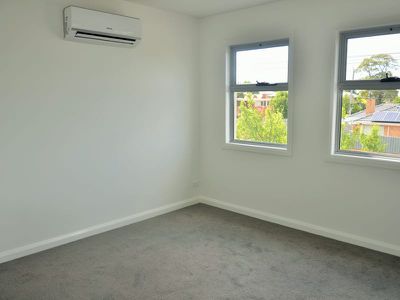 1 / 2 Kennedy Street, Glenroy