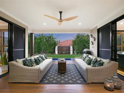 29 The Crescent, Underwood