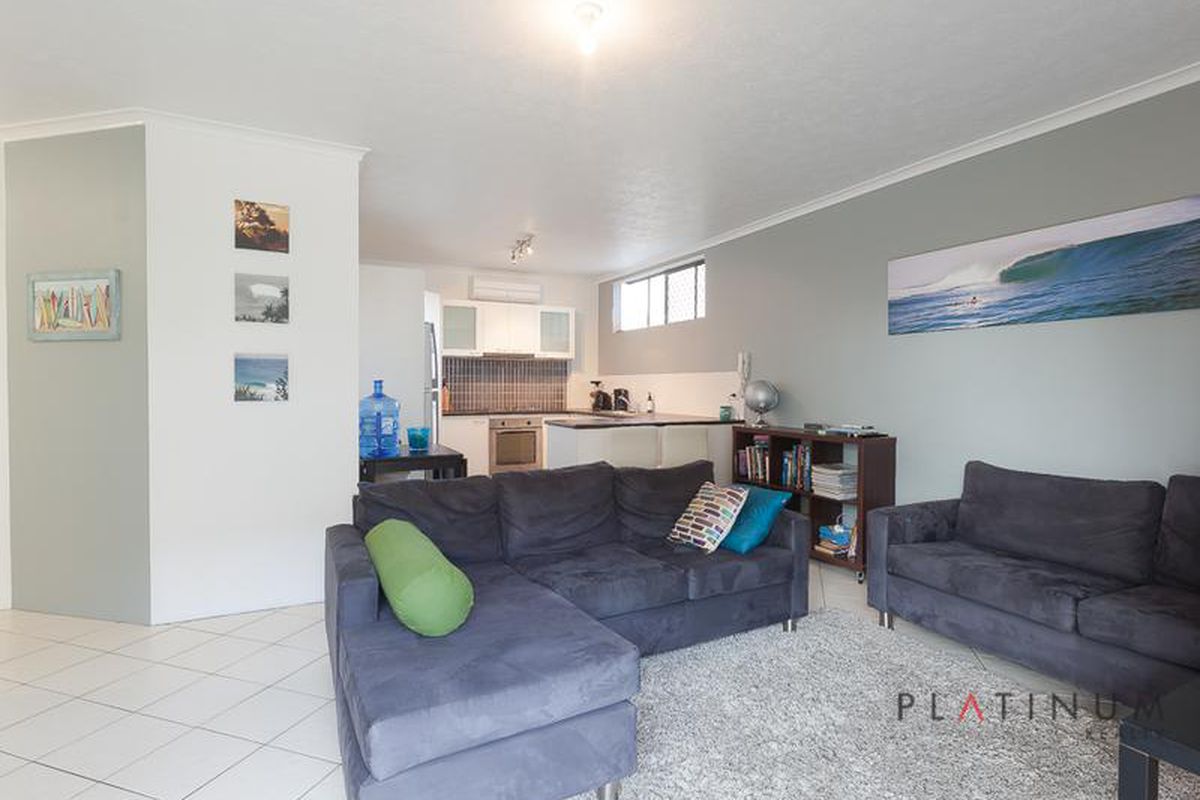2 / 2269-2271 Gold Coast Highway, Mermaid Beach