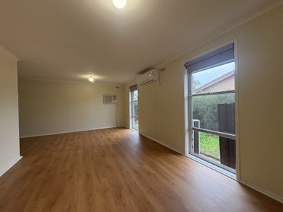 18 Marchant Crescent, Sunshine West
