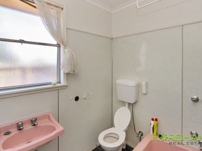 2 Bleakley Street, Horsham