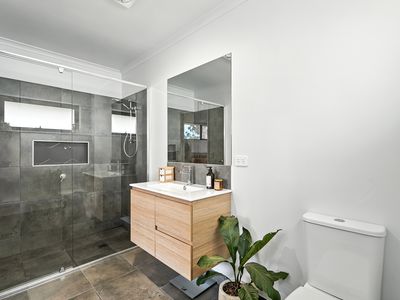 10 Fritton Drive, Dover