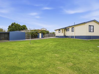 9 Duke Avenue, George Town