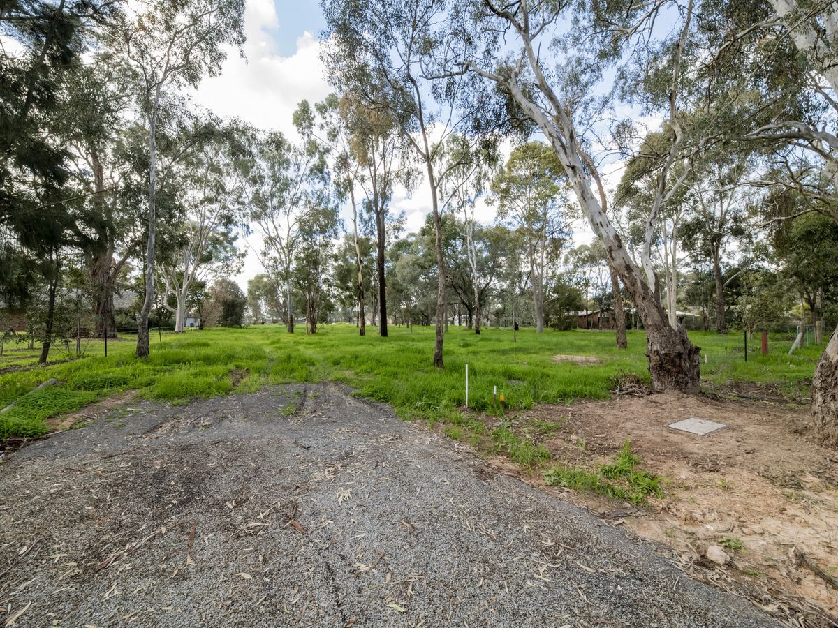 24 Cowan Street, Benalla