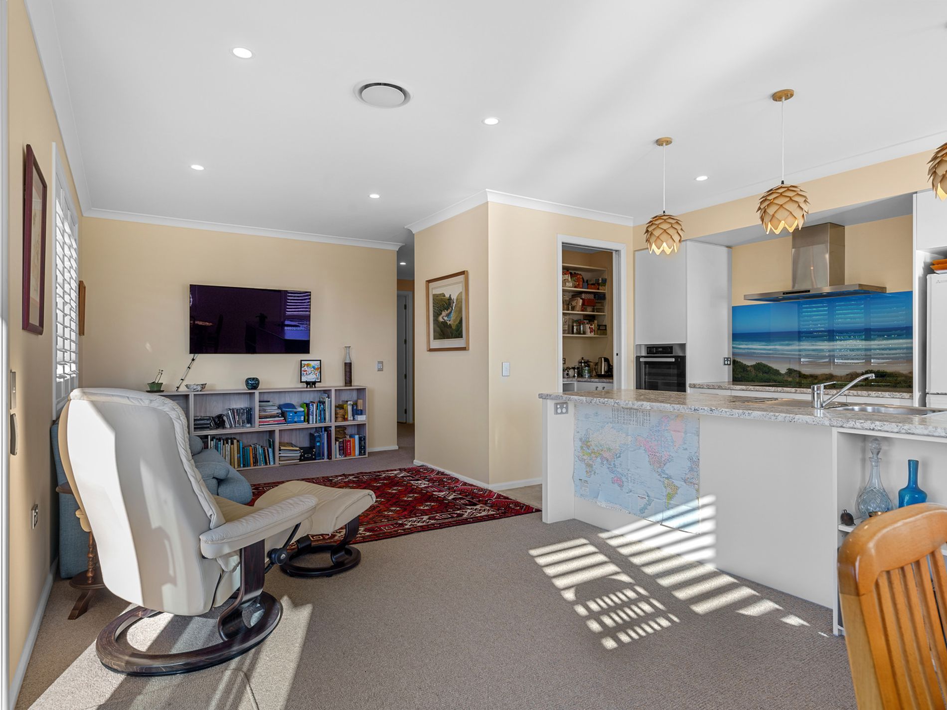 221 The Ridgeway, Stoke