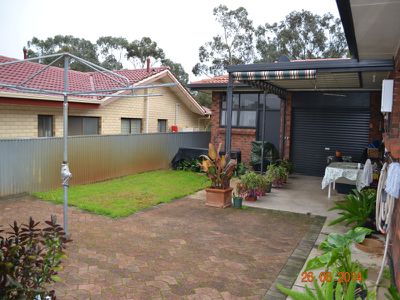 6 Clark Crescent, Paradise