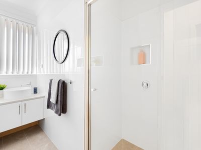 2/96 Saltley Street, South Kingsville