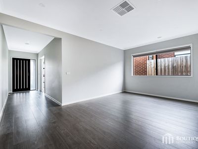 73 Rossiter Retreat, Cranbourne North