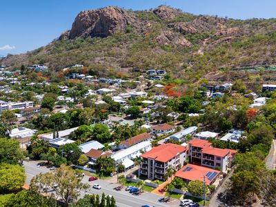 1 / 78 Paxton Street, North Ward