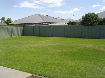 26 Namoi Crescent, Dubbo
