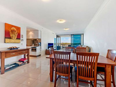 605 / 43 Harbour Town Drive, Biggera Waters