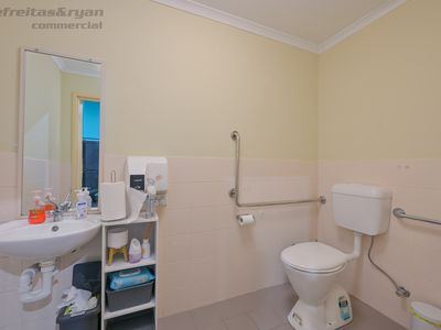 4 / 10 Blackburn Drive, Port Kennedy