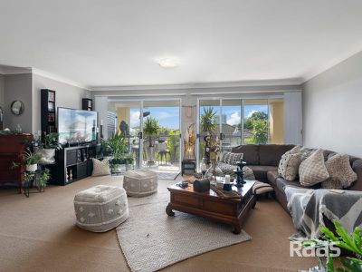 507 / 33 Clark Street, Biggera Waters