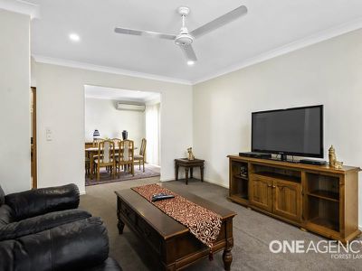 7 Benarkin St, Forest Lake