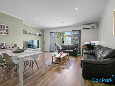 2 / 51 Curie Ave, Oak Park