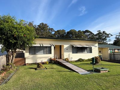 43 Saint Johns Drive, Croudace Bay