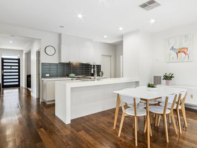 16 AMBROSIA CLOSE, Epping