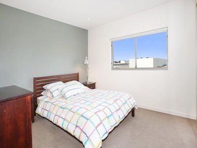 44 / 54A Blackwall Point Road, Chiswick
