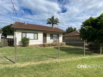 11 Devonshire Crescent, Oak Flats