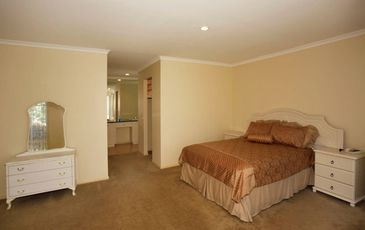 17 Fieldstone Boulevard, Beaconsfield